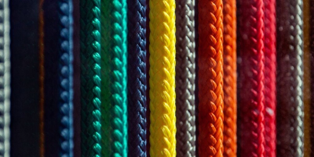 Can You Create Product Variants Manually in Shopify.