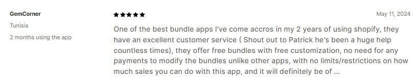 A five-star App Store review from GemCorner praising Rapi Bundle’s support, free bundles and lack of limits.